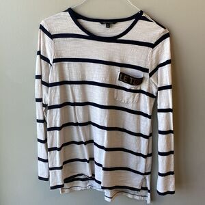 Banana Republic Large long sleeve t shirt blue and white stripes